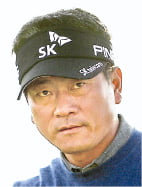 '탱크' 최경주, 한국 선수 첫 PGA시니어투어 데뷔