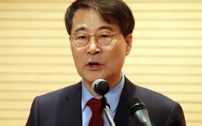 [속보] 장하성 "중국과 유학생·취업자 등 비자발급 합의"