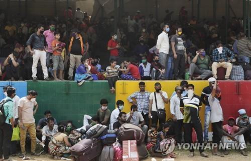 남아시아 누적 확진 100만명 넘어…폭증세는 미미하게 둔화 조짐