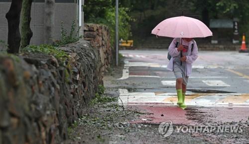 대구·경북 구름 많고 경북 북부에 소나기