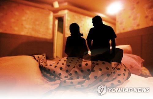 술 취한 여직원 성폭행 혐의 30대 항소심서 징역 2년 법정구속