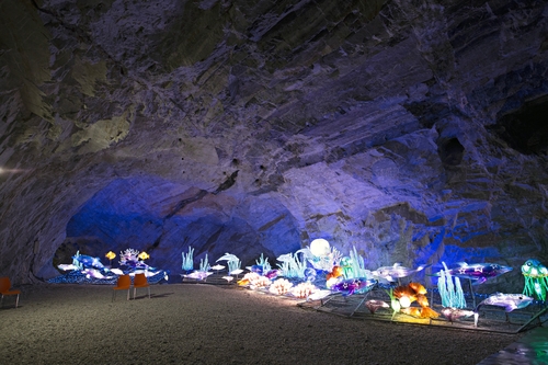 100년 역사 충주 활석 광산이 카페·보트장 등 관광지로