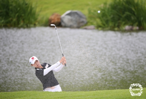 김효주, KLPGA 투어 대회에서 규정 위반으로 2벌타