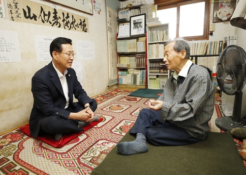 63년간 주민 건강 돌본 '괴산 청인약방' 관광지 된다(종합)