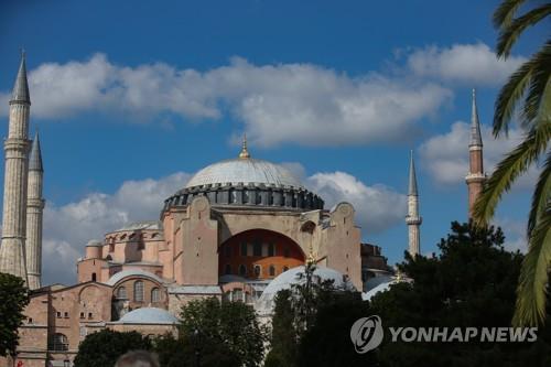 에르도안 "성소피아 모스크 전환은 내정…타국도 존중해야"