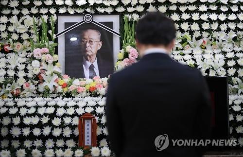 '한국군 첫 대장' 백선엽, 오늘 대전현충원에 영면