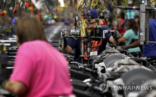 미 자동차 공장, 코로나 재확산에 노동자 무단결근 '골치'