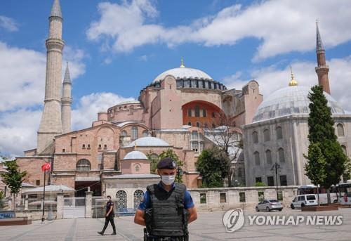 터키 이슬람 기도 시간에 성소피아 모자이크 가릴 것 | 한경닷컴