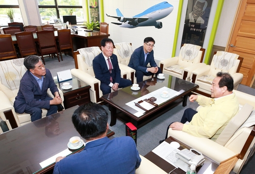 경북도의회·범도민추진위 "군위군 통합신공항 대승적결단" 호소