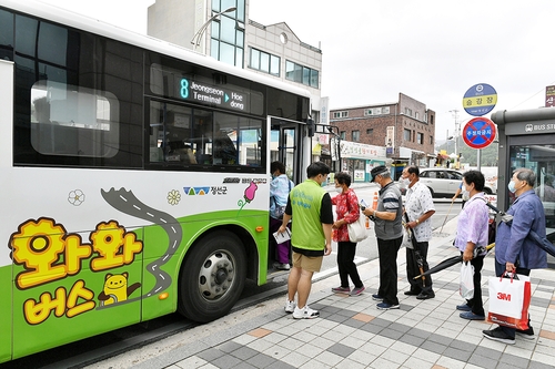 정선군 버스 완전 공영제 본격 시작…교통약자 무료