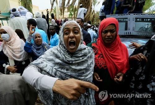 수단 전 독재자 알바시르 재판, 코로나19 우려로 연기