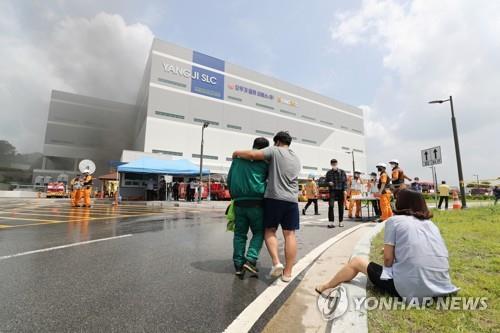 "용인 물류센터 불 지하 4층서 시작"…경찰, 건물내 CCTV 확인