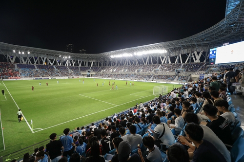 프로야구 이달 26일·프로축구 8월 1일부터 관중 입장