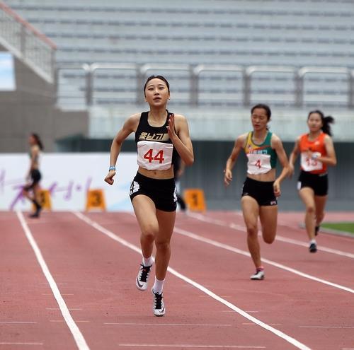 회복 중인 양예빈, KBS배 여고부 400ｍ 우승…56초65