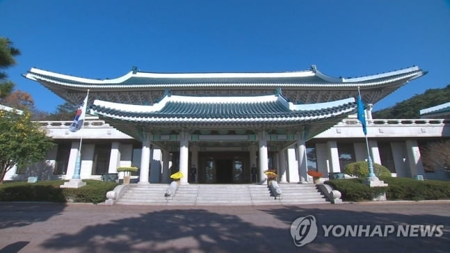 청와대, 내주 수석· 비서관급 이상 고위 참모 교체 검토