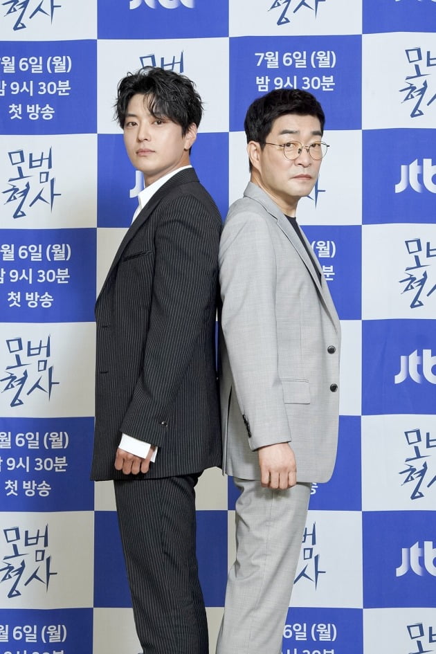 배우 장승조, 손현주./사진제공=JTBC