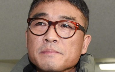 경찰, 김건모 '거짓 미투' 주장 반박…무고죄 고소 당한 여성 불기소 의견 송치