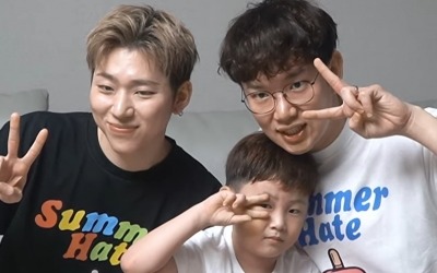 지코, 장성규 아들과 댄스 챌린지 대신 기념 촬영…'Summer Hate' 1위 공약 지켰다