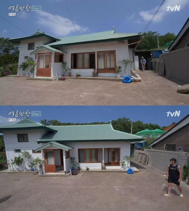 '왜색' 논란이 불거졌던 1회(위)과 CG로 창틀 문양을 지운 2회(아래)/사진=tvN '여름방학' 영상 캡처
