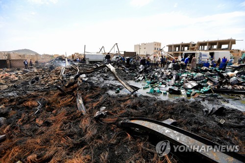 사우디 연합군, 예멘 수도 공습…현지 반군에 보복