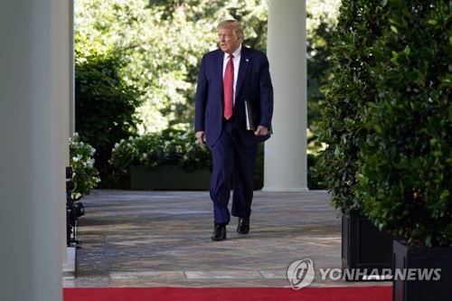 '대통령의 정원' 백악관 로즈가든 58년만에 대대적 리모델링
