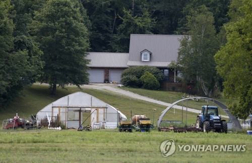 법안통과 대가로 단체 통해 717억원 수수한 미 주하원의장