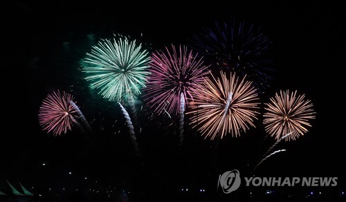 인천 송도 '조용한 여름'…록 페스티벌·맥주 축제, 축소·연기