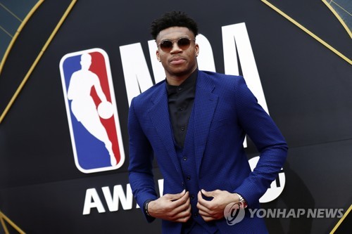 NBA 개인상, 중단 전 성적으로 선정…아데토쿤보 MVP 2연패 유력