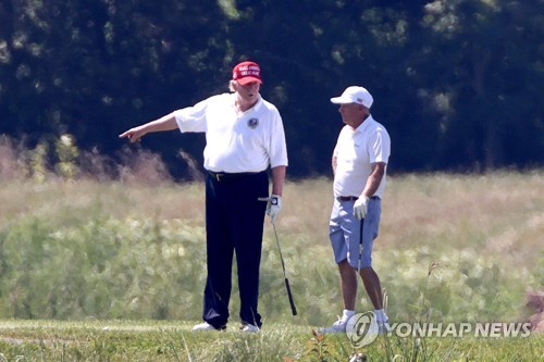 "트럼프, 자기 골프장에 브리티시오픈 유치 시도"