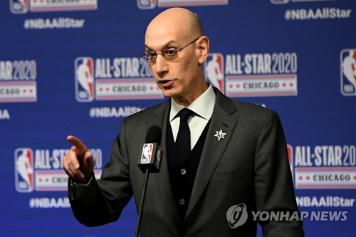 NBA 실버 커미셔너 "코로나19 다시 확산하면 시즌 중단"