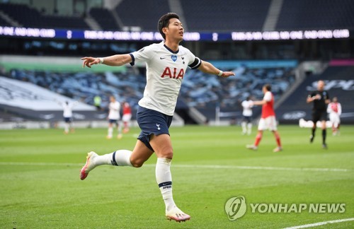 손흥민, 아스널전 1골 1도움…아시아인 최초 EPL '10골-10도움'