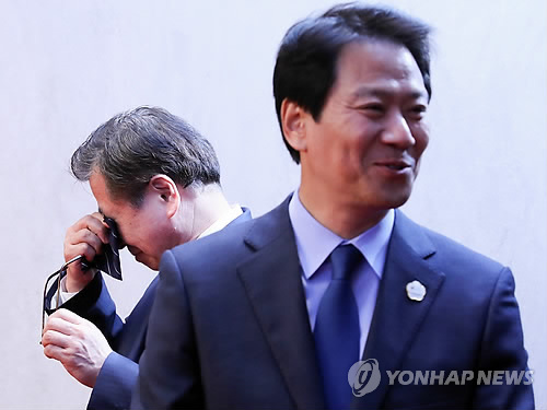 판문점서 감격의 눈물 흘렸던 서훈, 국가안보 수장으로