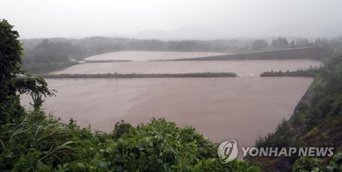 집중호우 때 물난리 막아줄 제주 저류지에 토사·이물질 쌓여