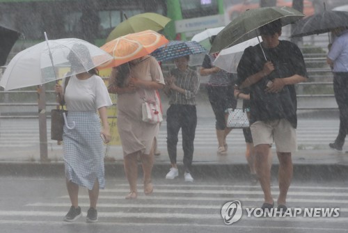 강원 북부산지에 호우주의보