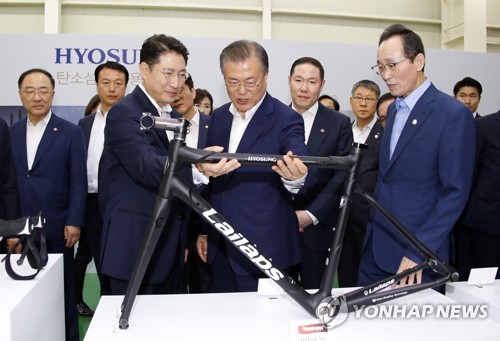 문 대통령 전북 7번째 방문…"국가비전 제시·현안해결에 큰 힘"