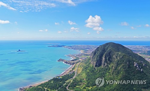 "섬에서 조용히 휴가 보낼래요"…비대면 가능한 섬여행 인기