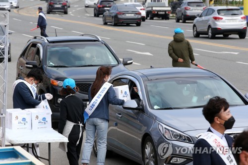 [코로나 6개월] '혼수상태 지역경제 살려내자'…전국 지자체들 총력전