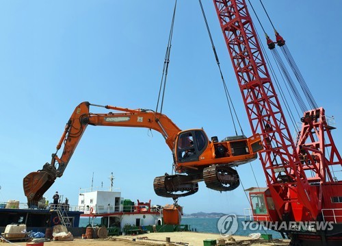 새만금 굴착기 추락사고 현장 책임자 '과실치사' 기소의견 송치