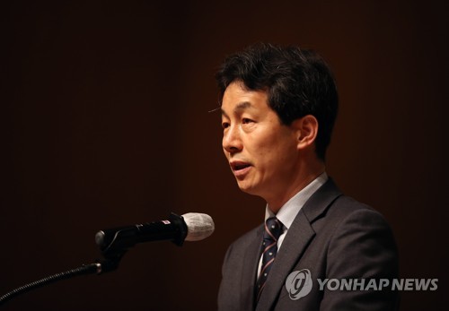 윤건영, 탁현민 측근업체 의혹에 "팩트 아니다"