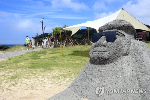 [줌in제주] 제주 돌하르방의 비밀…"독자성 띤 문화 교류 산물"