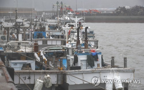 악천후 때 출항제한 어기면 '최대 60일 어업허가 정지' 처분