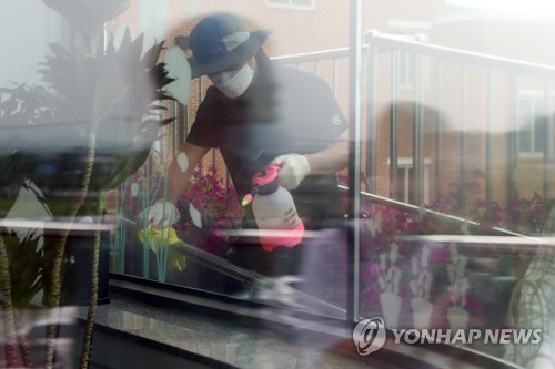 서울서 8번째 코로나19 사망자…감염경로 불명 80대 여성