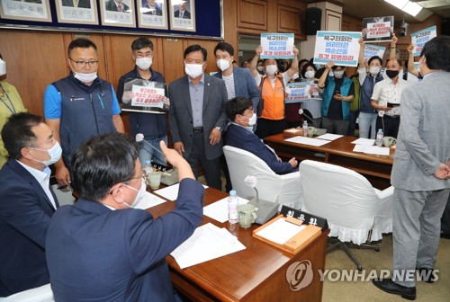 광주 북구의회, 불법 수의계약 의원 '출석정지' 의결(종합)
