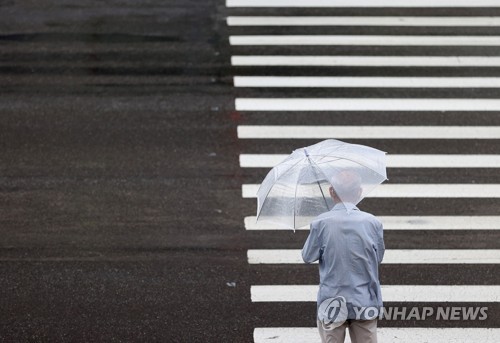 중부지방부터 비 차차 그쳐…전국 낮기온 20∼25도