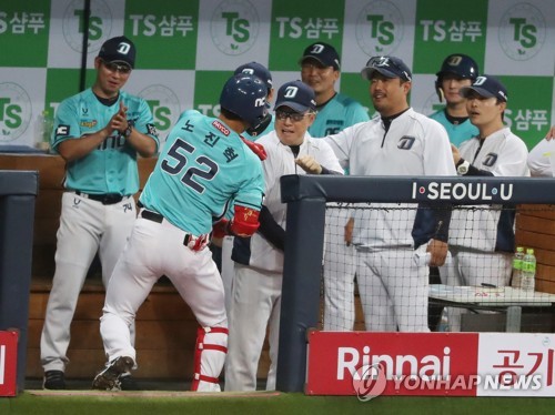 '또 외야 펜스 논란' 고척돔, 결국 손본다…17일 공사 시작