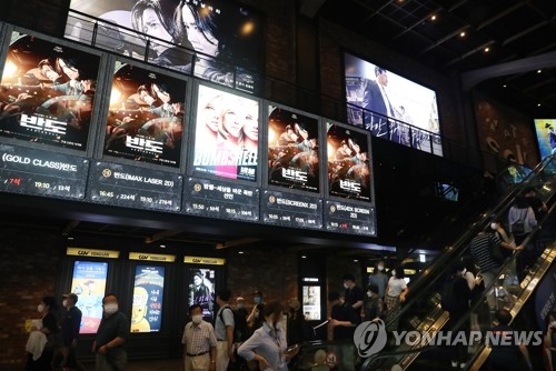 할리우드 화제작 '테넷', 미국보다 한국서 먼저 개봉