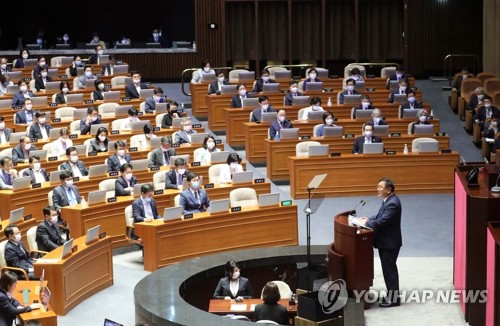 16년만에 불붙는 행정수도 이전론…정국 블랙홀 될까