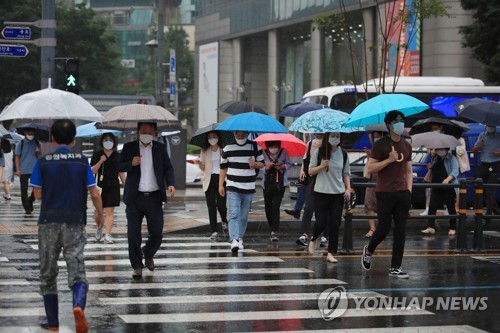 '하늘에 구멍 뚫렸나'…서울 전역에 호우주의보(종합)