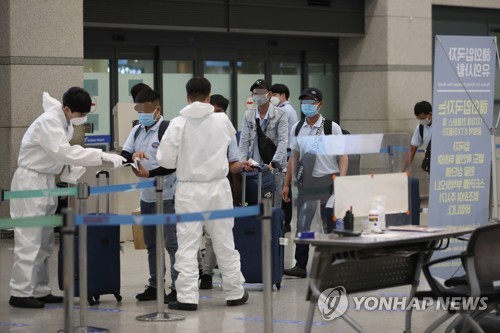 사무실·요양시설·교회·군부대…수도권 곳곳서 확산세 지속(종합)