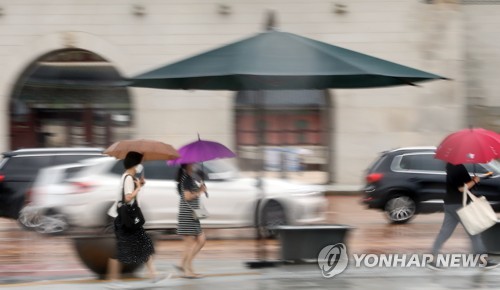 [내일날씨] 전국 장맛비…충청·전북 오전까지 시간당 30mm 안팎 호우